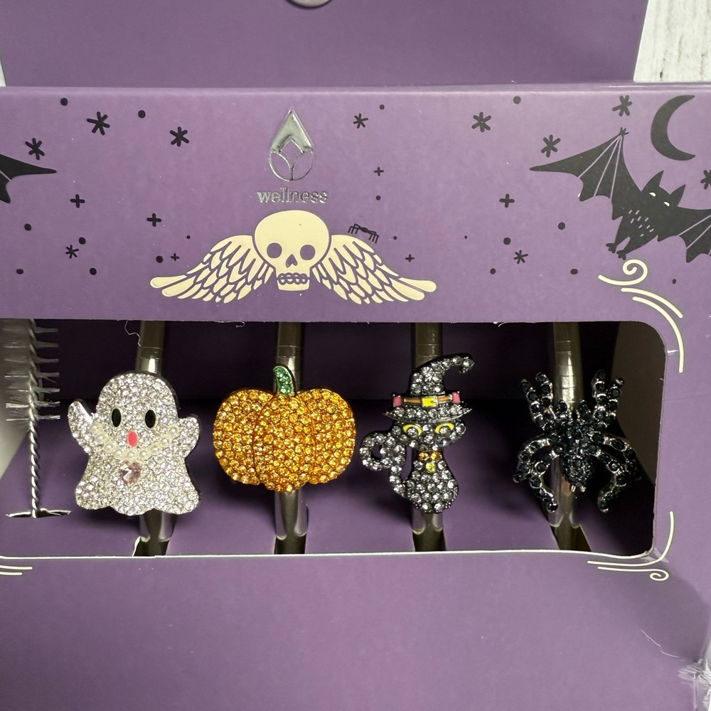 Halloween Reusable Bejeweled Straws 4 Pack with Cleaning Brush NWT - Picture 3 of 5